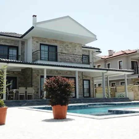 Villa Stunning 4-bed Grey 4 Bedrooms Private Pool Dalyan